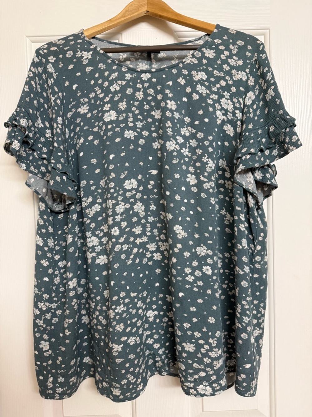 Lane Bryant Teal Floral Ruffle Sleeve Blouse
